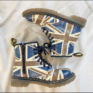 Dr Martens Union Jack Delaney Kids Boots